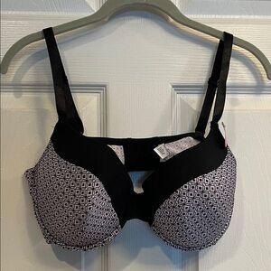 Elegant Black and White Patterned Women's Bra